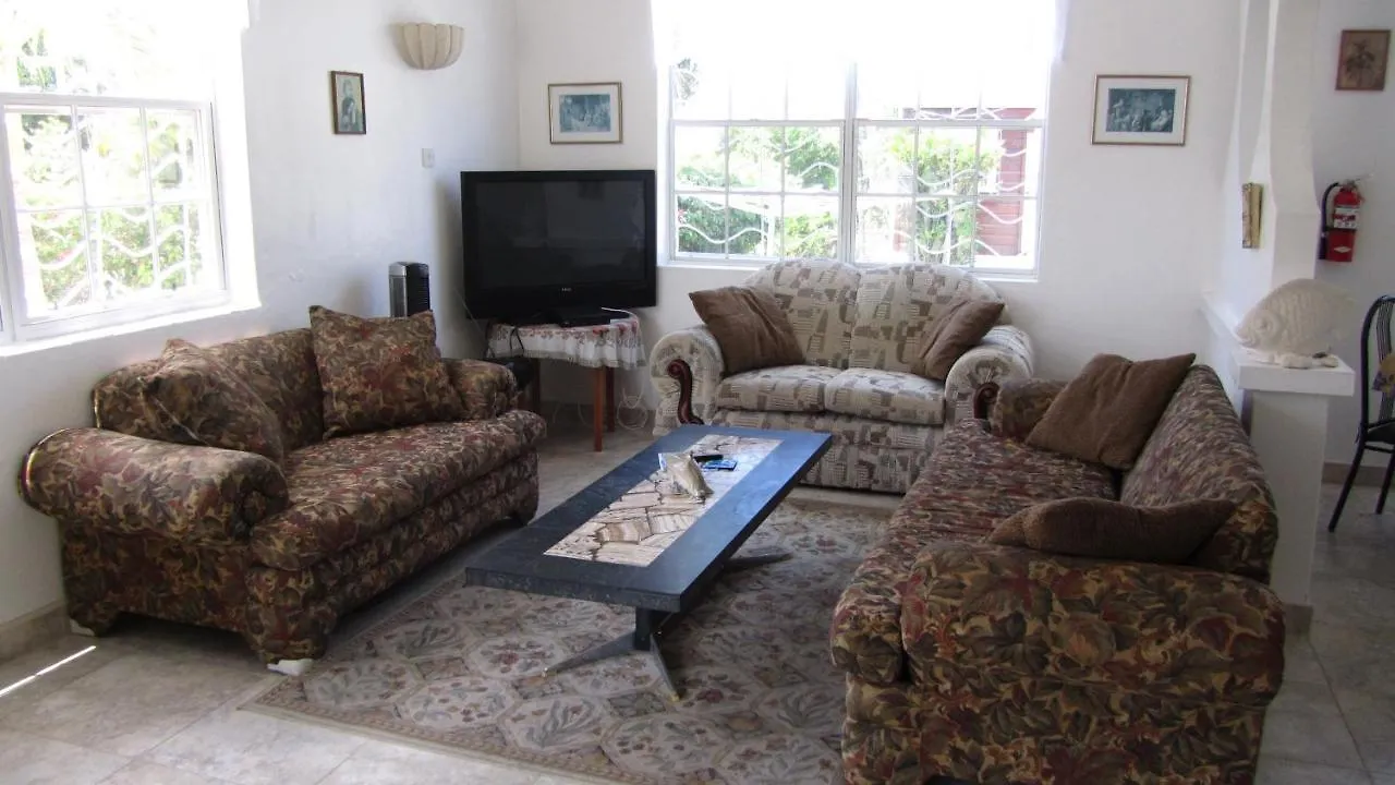 Guest house Dolphin Inn Guesthouse & Apartments Christ Church Barbados