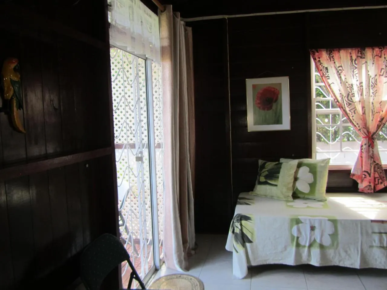 Guest house Dolphin Inn Guesthouse & Apartments Christ Church