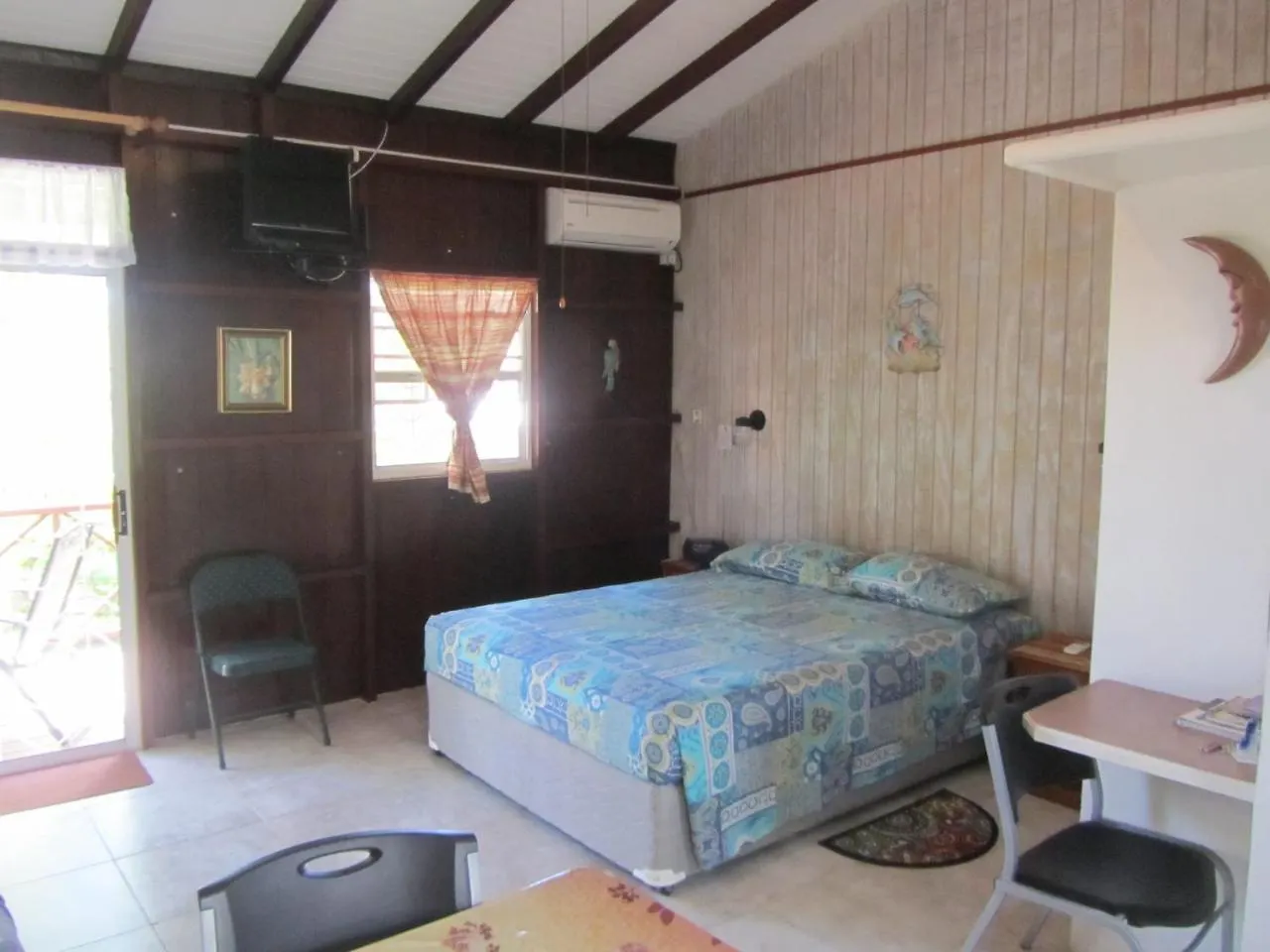 Dolphin Inn Guesthouse & Apartments Christ Church Guest house